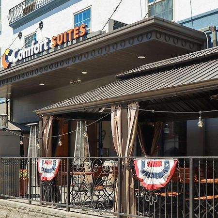 Comfort Suites Downtown Карлайл Экстерьер фото